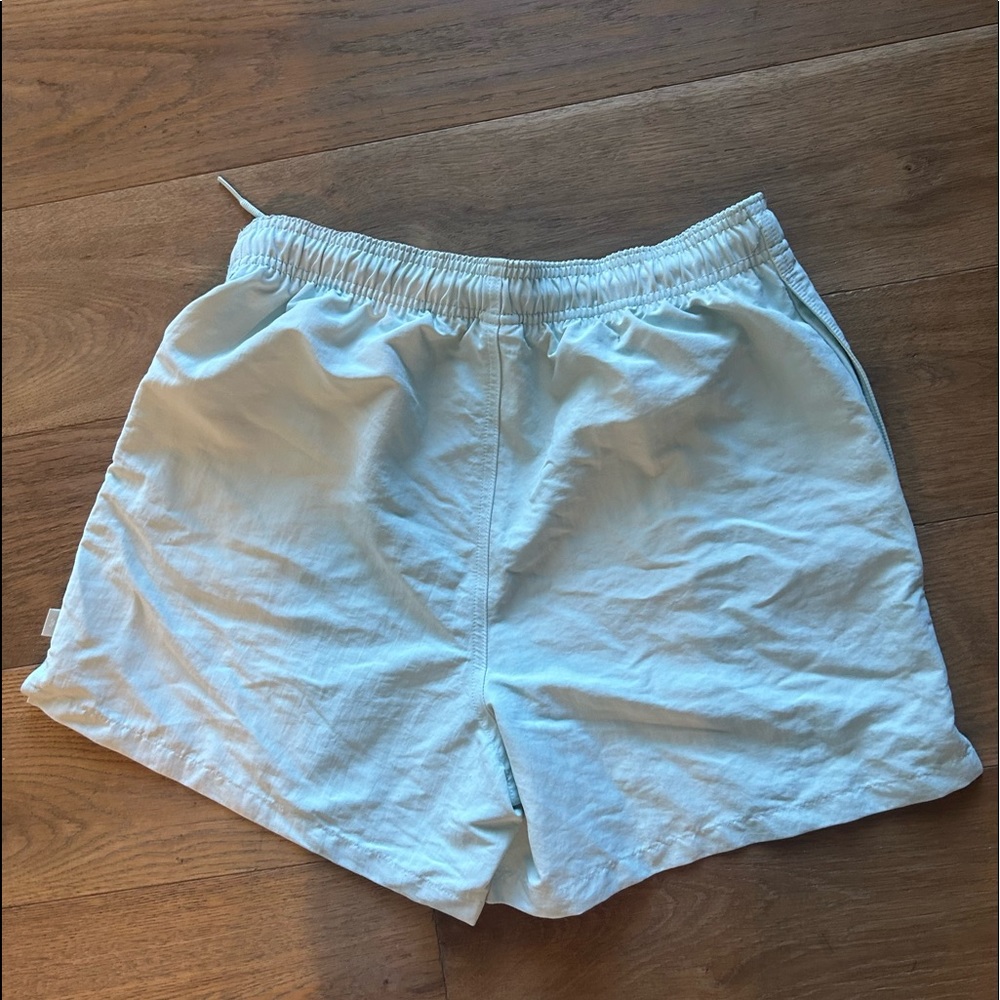 Aritzia Tna shorts